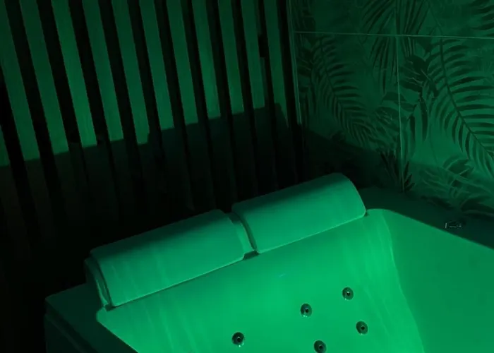 Salmace Luxury Jacuzzi Privato בית נופש *